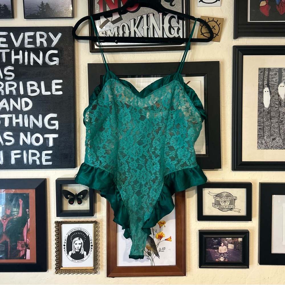 Vintage gold label Victoria’s Secret bodysuit